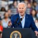 El preisdente de EEUU Joe Biden continuará en las elecciones después de su actuación en el debate presidencial.