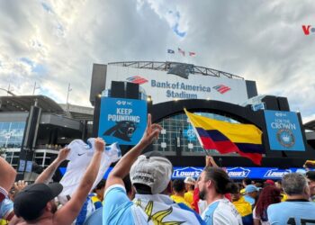 En Fotos | Hinchas colombianos y uruguayos en Charlotte emocionados ante partido Colombia-Uruguay