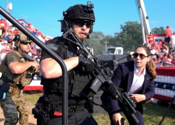 Tiroteo en mitin de Trump, resultado de años de altos niveles de amenaza en EEUU