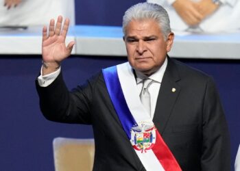 Tras elecciones: Panamá retira diplomáticos y pone en suspenso relaciones con Venezuela