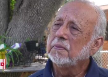 Familias de víctimas en tiroteo de Uvalde expresan frustración tras imputación a dos policías