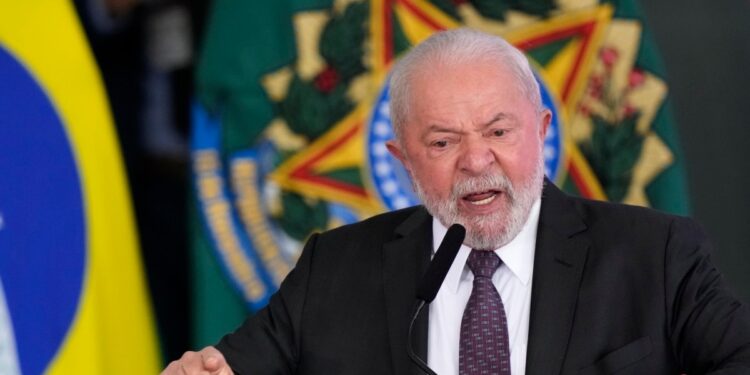 Los brasileños reconocen valentía en el presidente Biden al no buscar la reelección