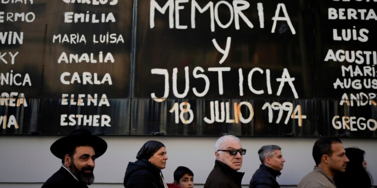 Argentina: 30 años del atentado contra la AMIA