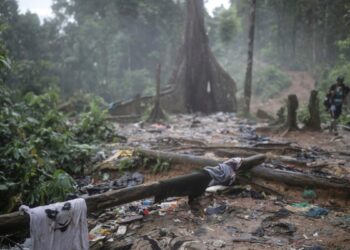 El gobierno de Panamá defiende su decisión de cerrar tres pasos fronterizos en El Darién