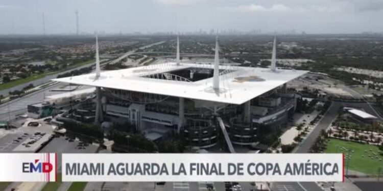 Argentinos y colombianos se preparan para la final de Copa América