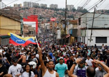 Nicolás Maduro advierte que buscará opositores “casa por casa” para detenerlos