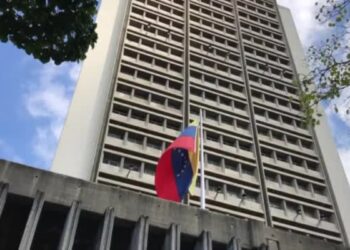 Denuncian bloqueo de una docena de páginas web en Venezuela