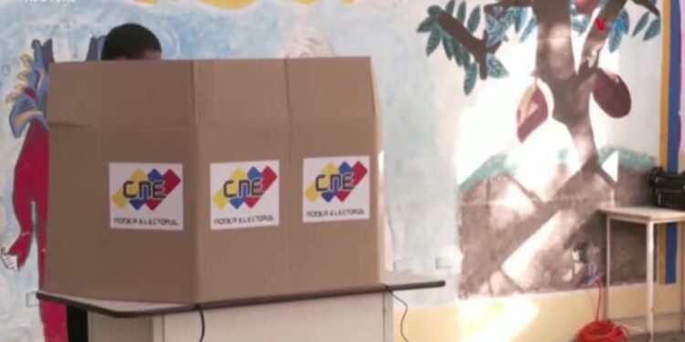 EEUU y otros países piden conteo de votos en Venezuela