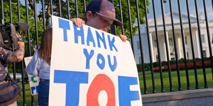 El anuncio del presidente Biden de terminar su aspiración a un nuevo mandato, tuvieron repercusión en varios lugares del mundo.