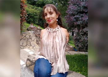 Carolina Gutiérrez, la colombiana que aprendió a dar «abrazos de jirafa»