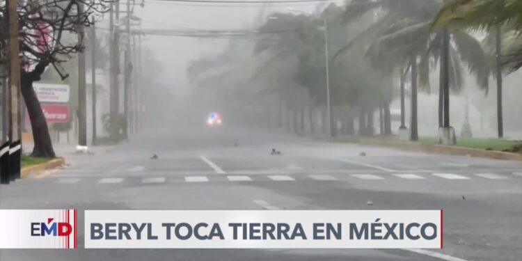 Beryl toca tierra en México