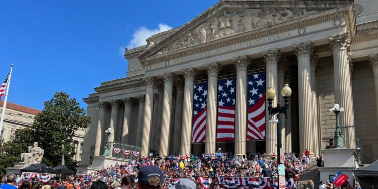 Estados Unidos conmemora la firma de la Declaración de Independencia de 1776 con numerosos eventos encabezados por el presidente Joe Biden.