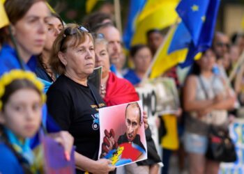 Diez consejos para no caer en las desinformaciones sobre la guerra entre Rusia y Ucrania