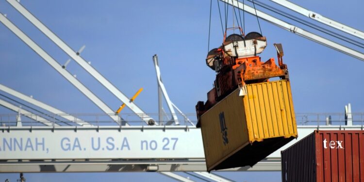 Crecimiento económico de EEUU recupera impulso en segundo trimestre; inflación se ralentiza