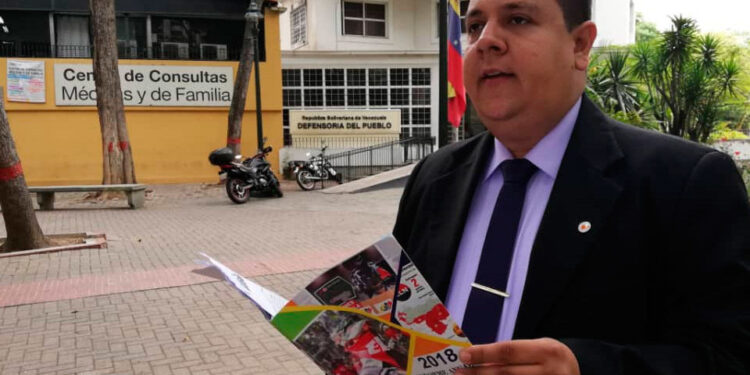 Javier Tarazona: tres años de condena anticipada por denunciar violencia en la frontera