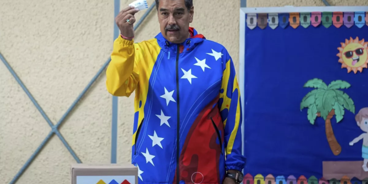 Candidatos a la Presidencia de Venezuela ejercieron su derecho al voto