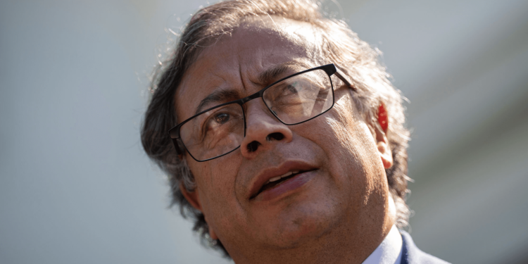 Gustavo Petro señaló que respetará la voluntad democrática de Venezuela