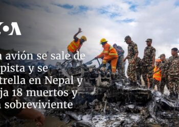 Un avión se sale de la pista y se estrella en Nepal y deja 18 muertos y un sobreviviente