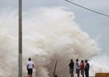 El primer huracán de la temporada en el Atlántico deja al menos nueve muertes en su paso por el Caribe