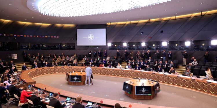 El presidente Biden anuncia el envío de decenas de sistemas antiaéreos a
Ucrania en el marco de la OTAN