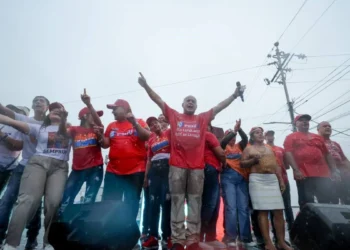 Diosdado Cabello encabezó multitudinaria movilización en Santa Barbara del Zulia donde ratificaron su compromiso revolucionario