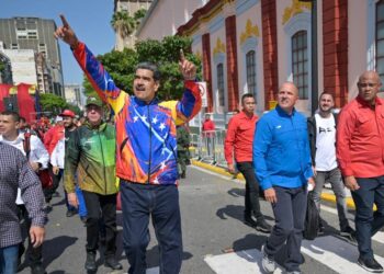 Vídeo constata muy poca asistencia en mitin electoral de Maduro