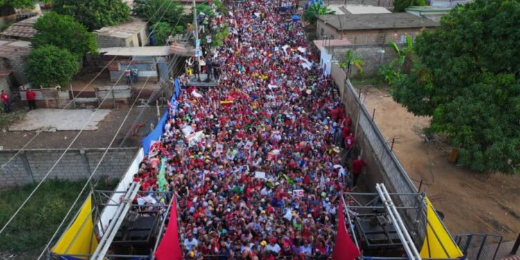 Diosdado Cabello desde Maracaibo: El pueblo del Zulia hoy despierta como despierta toda Venezuela ante la amenaza del fascismo