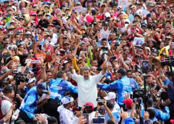 Maduro a EEUU y los apellidos: Aquí la mayoría la tiene el Pueblo chavista