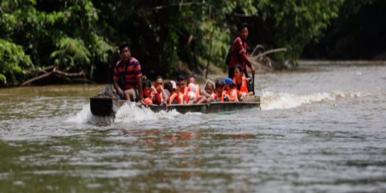 Diez migrantes mueren ahogados en río de Panamá