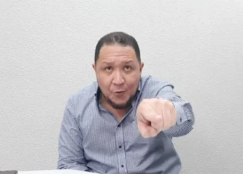 Opositor José Brito denunció ataques por parte de sectores de la ultraderecha