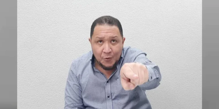 Opositor José Brito denunció ataques por parte de sectores de la ultraderecha