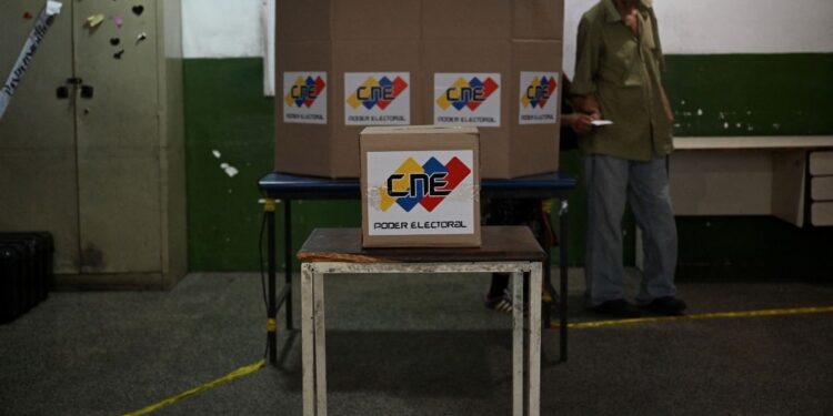 El resultado electoral en Venezuela podría ser reversible, afirma experto