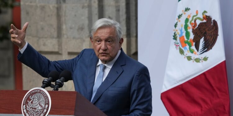 El gobierno de México aguarda detalles del operativo de detención de dos importantes narcotraficantes