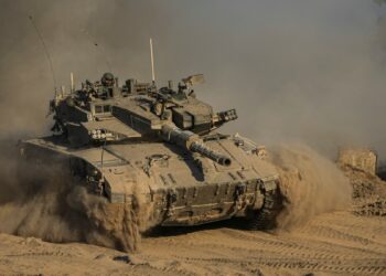 Hamás asegura que continúa participando en las conversaciones de paz luego de un fuerte ataque israelí el fin de semana