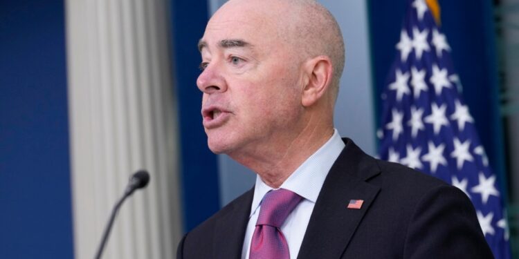 Seguridad fue un ‘fracaso’ en el lugar del mitin de Trump