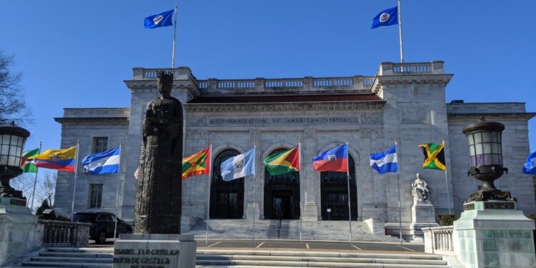 La OEA abordará resultados de elecciones en Venezuela tras petición de 12 países