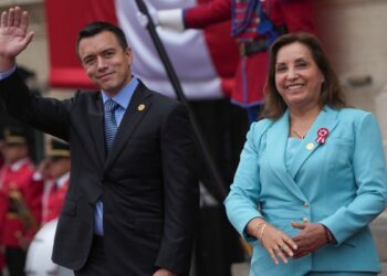 Presidente ecuatoriano Noboa hace visita oficial a Perú para reunirse con mandataria Boluarte