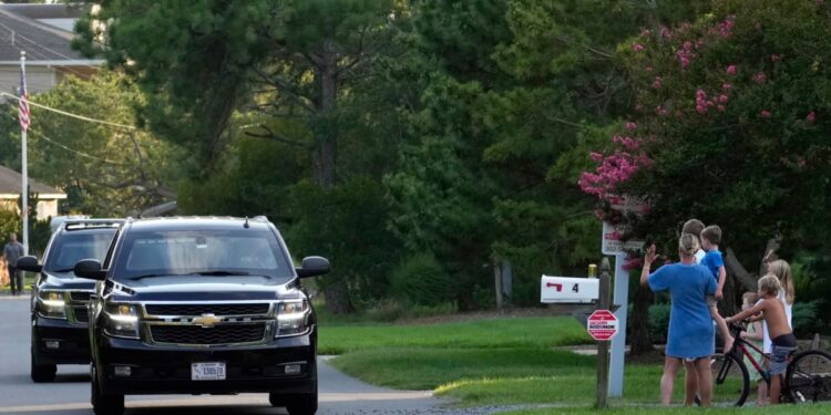 Biden sigue recuperándose del COVID-19 tras poner fin a su campaña presidencial