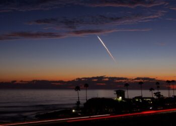 Cohete Falcon 9 de SpaceX sufre inusual fallo en el espacio que pone en peligro la misión Starlink