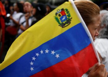 El gobierno venezolano advierte que líderes opositores deben ser arrestados