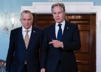 EEUU estrecha lazos con Costa Rica y Panamá en materia económica y migratoria