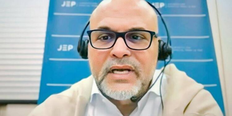 Mancuso acusa a opositores venezolanos: “Querían bombardear Miraflores, La Carlota y matar a Chávez en una reunión de banqueros”