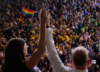 dos encuestas dan amplia ventaja al opositor Edmundo González