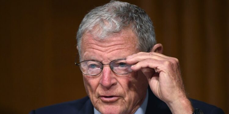 Exsenador estadounidense Jim Inhofe muere a los 89 años