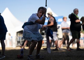 Calor sofocante bate récords y afecta a millones de personas en EEUU