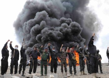 Ejército israelí confirma ataques a objetivos hutíes en Yemen