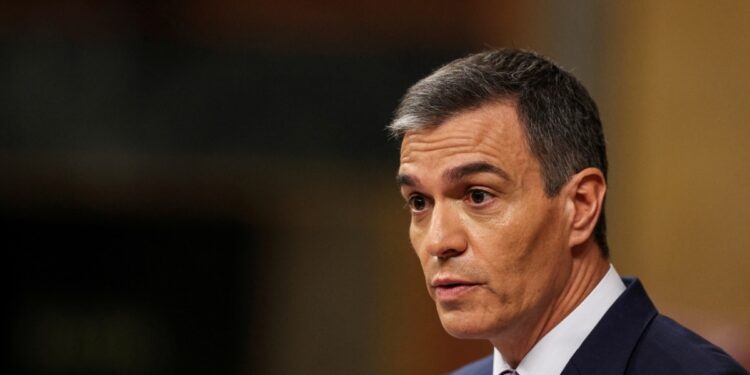 España propone endurecer la normativa sobre medios de comunicación para atajar las noticias falsas