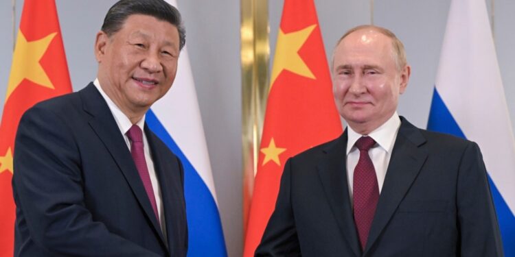 Los líderes de Rusia y China se reúnen en una cumbre de seguridad regional