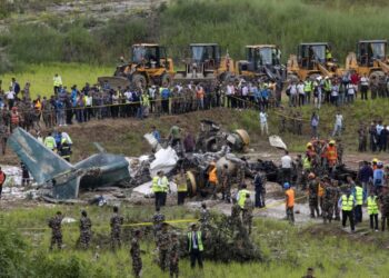 Accidente aéreo en Nepal, 18 personas murieron y el piloto es el único sobreviviente