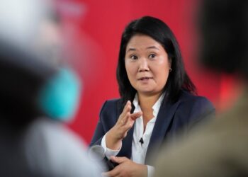 Justicia de Perú inicia juicio por lavado de activos a Keiko Fujimori, líder de poderoso partido